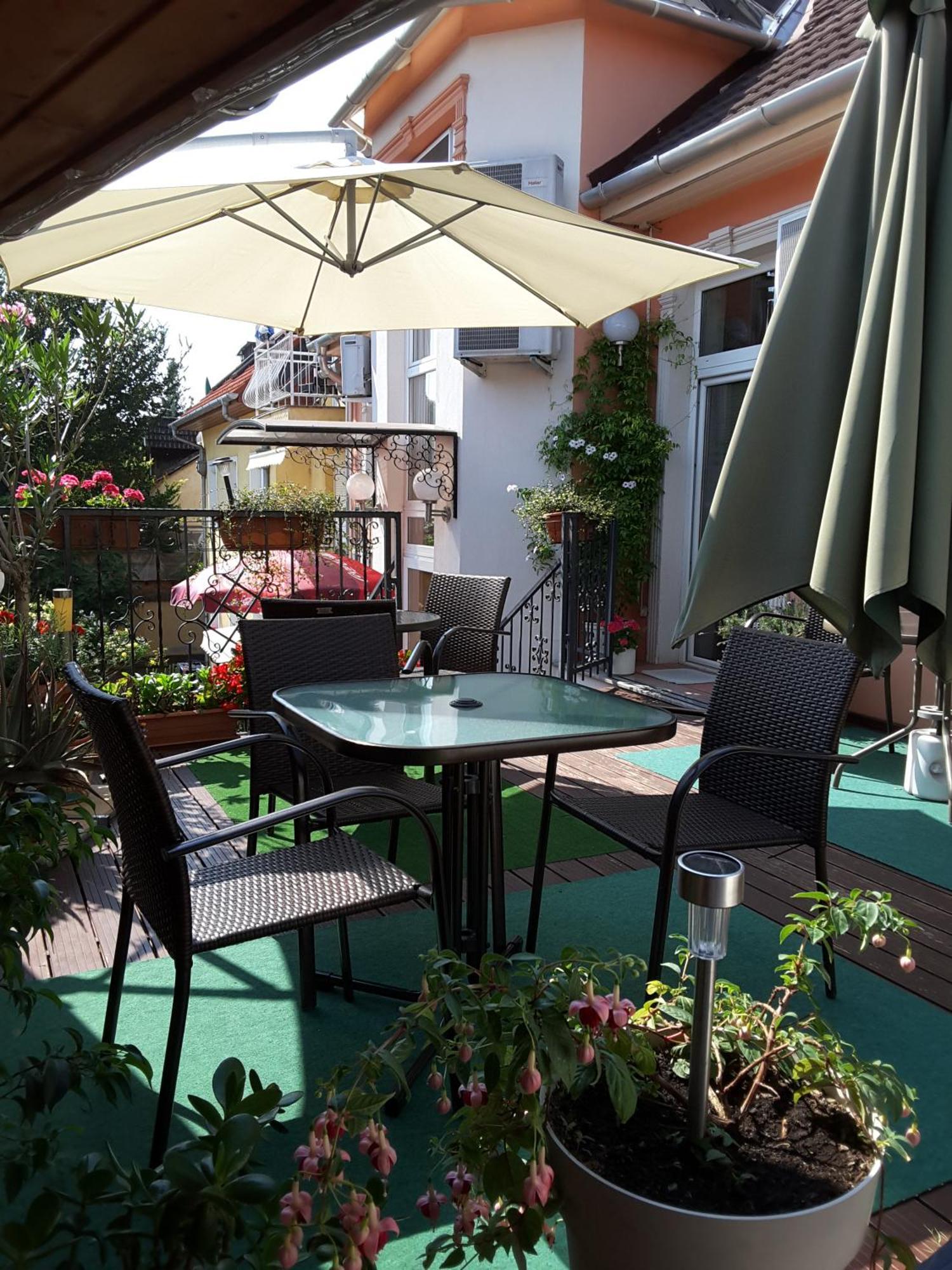 Hotel Isabell Győr Exterior foto